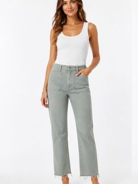 Mavi High Rise Sage Green Straight Leg Pants/Raw Hem NWOT size 28/29